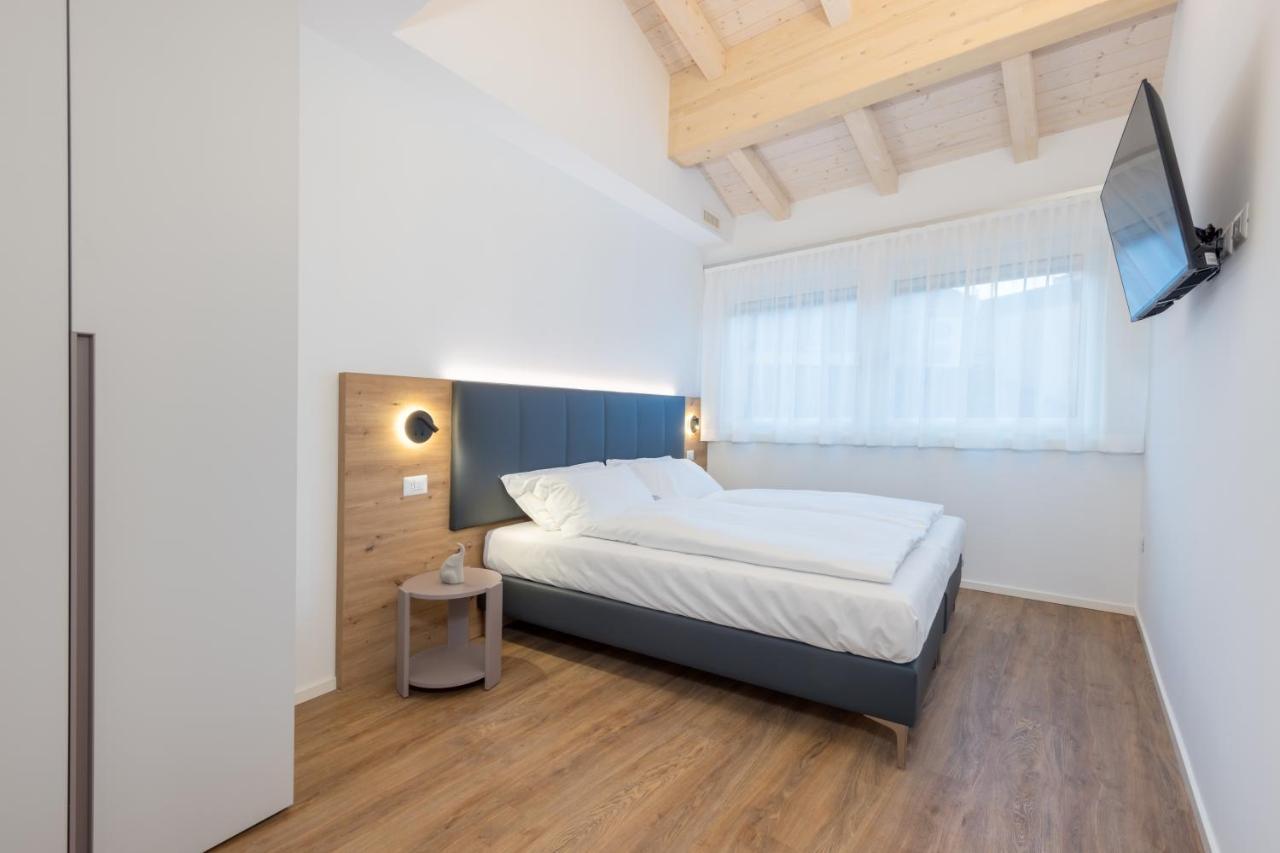 Minerva Guesthouse Trento Exteriör bild